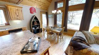 Lakefront Hideaway - 3