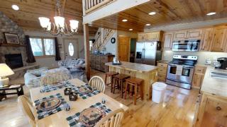 Lakefront Hideaway - 2