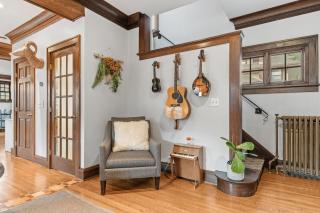 Linden Hills Haven - 4