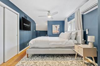 Lowry Parlour - 7