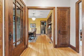 Lowry Parlour - 5