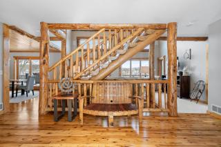 Maple Lake Chalet - 9
