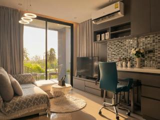 The Kamala View - 6