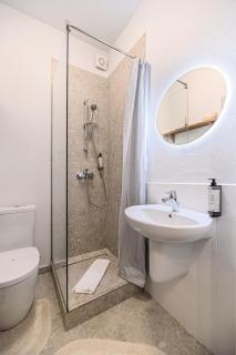 Hublou Home - Apartament cu Balcon - 5