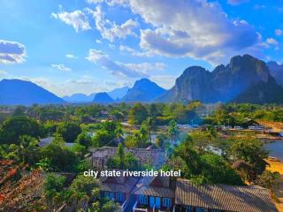 city state with riverside hotle - 3