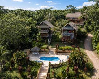 Red Frog Jungle Lodges - 9