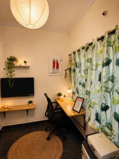 Cozy Parkview retreat in HSR layout - 4