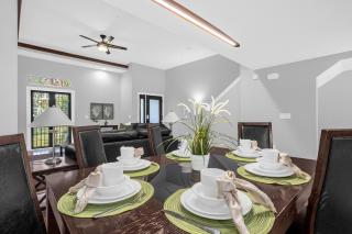 4BR Resort Villa Near Disney & Universal - 2