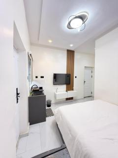 VELVET VOGUE Serviced Apartment - 2