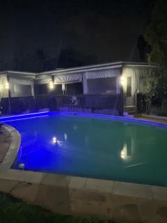 Letaba Cottages - 1