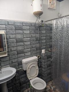 Corb 8 inn - 1