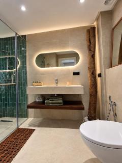 Stay in BOURGOGNE - 1