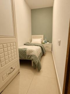 The Compact Hub - Abu Dhabi - 2
