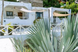 El Swell surf house - 0