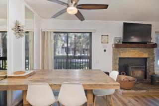 Central Mammoth Gem! 2BR2BA in Epic Location! - 6
