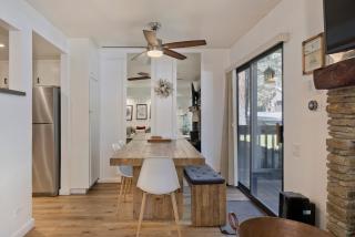 Central Mammoth Gem! 2BR2BA in Epic Location! - 5