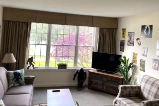 Unique Yeti-Theme Ski On Off Suite Jiminy-Sleeps 4 - 7