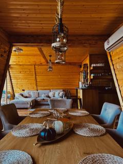 Cozy Cabin House - 2