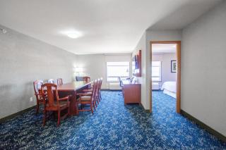 Four Points by Sheraton Saskatoon - 2