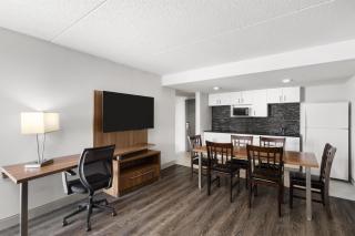 Birchwood Inn, BW Premier Collection - 2
