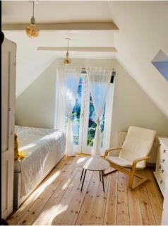 Central Villa Apartment with free parking for long stays - 2