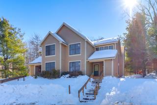 Near Slopes, Trails & Fun! Camelback Townhome - 9
