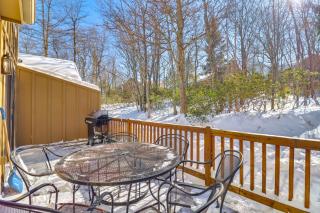 Near Slopes, Trails & Fun! Camelback Townhome - 8
