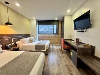 EcoHub Hotel Medellin - 2