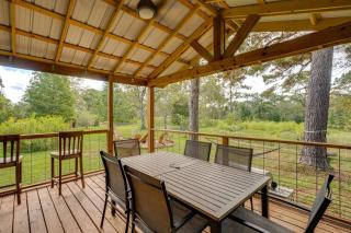 On 80 Acres! Serene Orchard Farm Stay in Lumberton - 8
