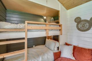 On 80 Acres! Serene Orchard Farm Stay in Lumberton - 5