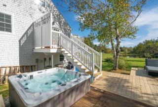 The Villa - Industrial Farmhouse with Hot Tub - 4