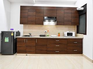 Daffodil Hotel & Service Apartment - LUXE Stays Collection - 1