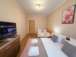 Квартира подобово Полтава, Мережа Alex Apartments, Документи для відрядження та чек з QR-кодом РРО для вашої бухгалтерії, автономне оплалення, кондиціонер, Електрика і заселенення цілодобово - 9