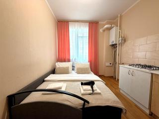 Квартира подобово Полтава, Мережа Alex Apartments, Документи для відрядження та чек з QR-кодом РРО для вашої бухгалтерії, автономне оплалення, кондиціонер, Електрика і заселенення цілодобово - 3