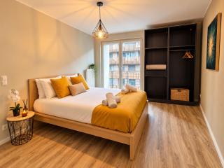 Beautiful City Apartment with free parking - 2