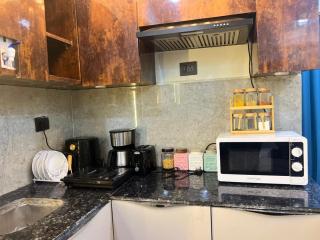 Luxe Retreat - 5