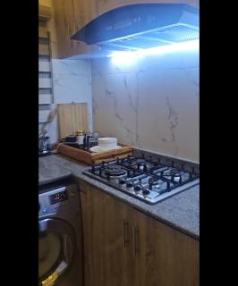 Mohills Apartments - 6