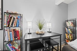 Gather & Stay • Backyard Retreat • KCI & Weston - 1