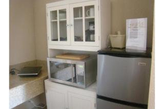 Shoreside Inn & Suites Wabamun - 7