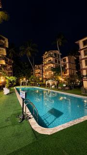 Candolim Luxurious 2BHK Apartment with Pool View by HomeWoodStay - 6