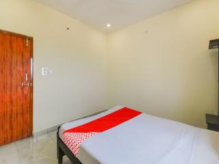 Hotel O GS Lodge - 1