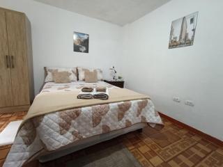 Comfort Rooms 2 with private bathrooms - 6