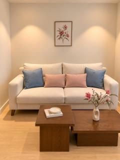 Marina Village Pearl - Poolside Retreat with Private Terrace - 7