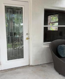 CHEERFUL PRIVATE ROOM 2 MILES AWAY FROM SUNNY ISLES BEACH - 9