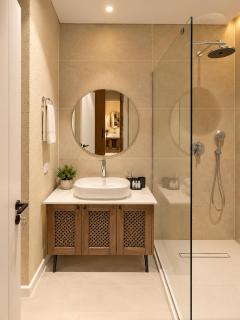 Marina Village Pearl - Poolside Retreat with Private Terrace - 8