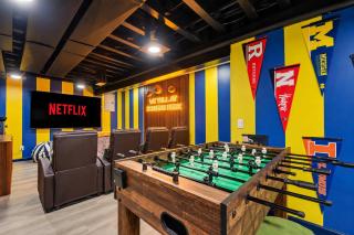 Indy Escape - Sauna Hot Tub Firepit & Games - 5