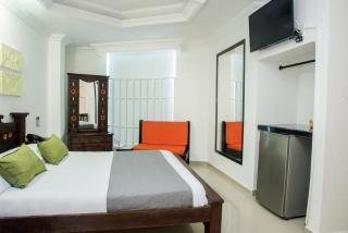 Hotel Candiac - 9