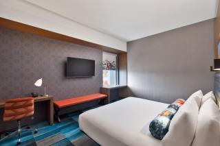 Aloft by Marriott Seattle Sea-Tac Airport - 4