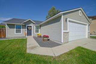 Fenced Yard! Family Getaway, 14 Mi to Eagle Island - 9