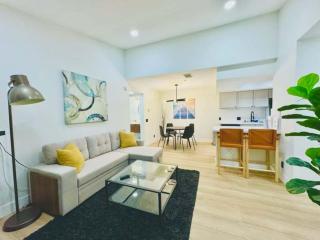 Spacious 700 Sq Ft 1BR Near Strip with View - 3